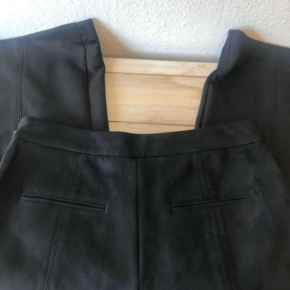 Ann Taylor Microsuede Black Wide Leg Pants Waist Measures 32 inches. Very soft - Picture 5 of 5